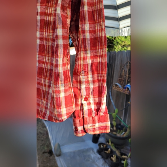 Cabelas Button Down Shirt - Picture 3 of 6